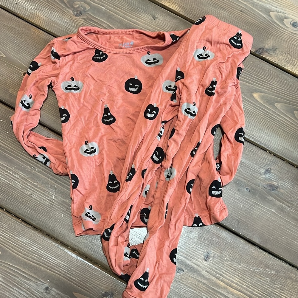 Kyte BABY Kids Matching Halloween Pajama Set - White, Black, Orange - Picture 4 of 5